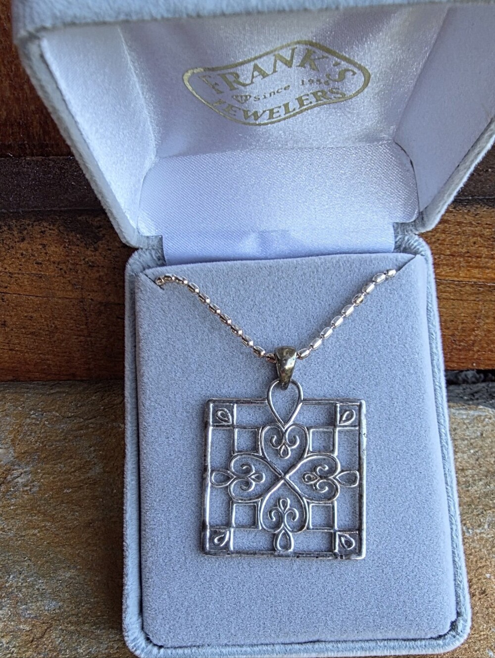 Southern Gates 925 Sterling Silver Square Filigree Pendant Necklace